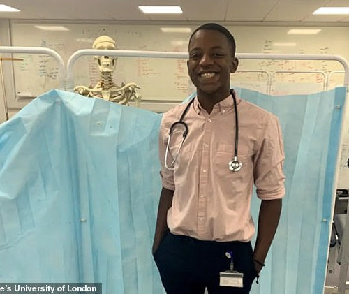 Black medical student creates a handbook to show how symptoms of disease appear on darker skin after he was only taught how to diagnose conditions on white patients