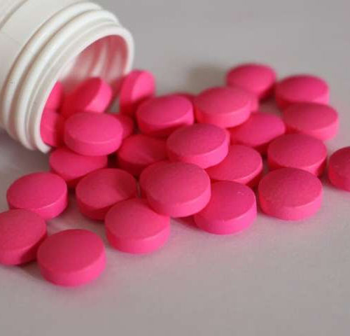 Study finds ibuprofen does not increase risk of death from COVID-19
