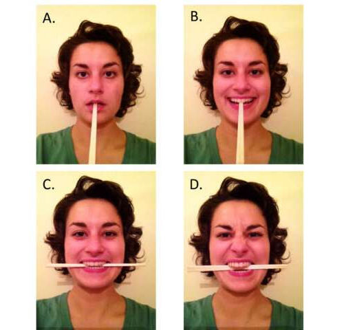 Smiling sincerely or grimacing can significantly reduce the pain of needle injection