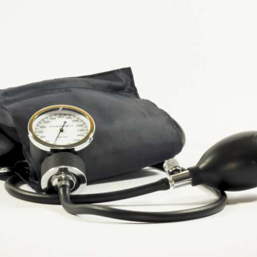 Middle-aged women urged to check their blood pressure to avoid heart attacks