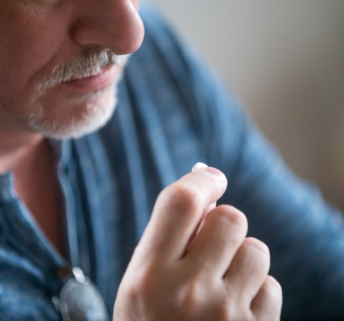 Researchers urge: ‘Prescribe aspirin based on benefit-to-risk not age’