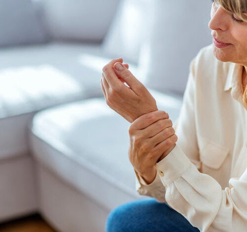 9 Common Medications That Cause Joint Pain, Cholesterol Drugs to Asthma Inhalers