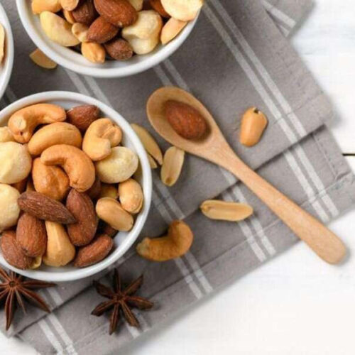 Eating nuts tied to lower prevalence of chronic kidney disease