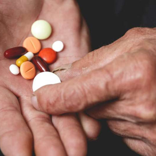 Medication reviews linked to a lower risk of death in aged care