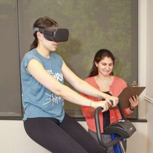 Virtual reality technology could strengthen effects of traditional rehabilitation for multiple sclerosis