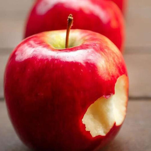 An apple a day on doctors’ orders keeps ill health away