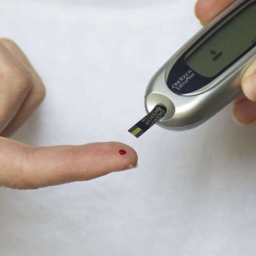Better blood sugar control in teens may limit diabetes-related brain damage