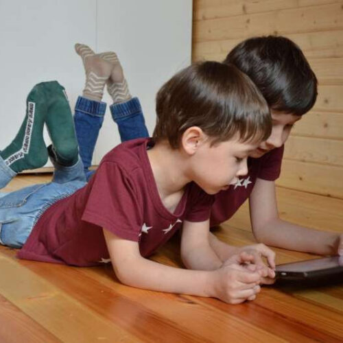 Use of digital devices may affect children’s language development