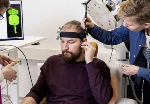 Magnetic brain stimulation can help patients with depression and pain