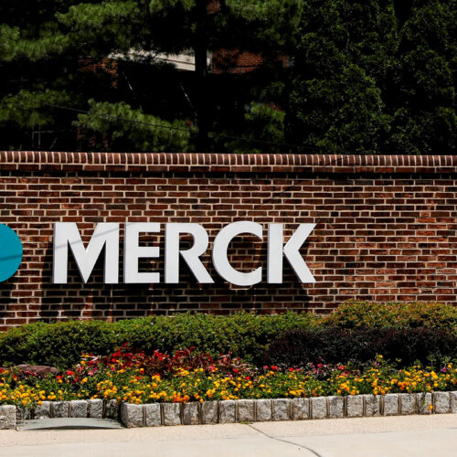 Merck could keep its patent edge by shifting Keytruda cancer drug to a simple shot