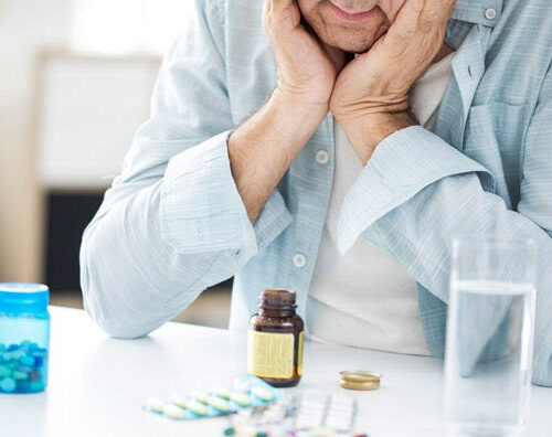 11 Medications That Can Cause Confusion and Other Serious Side Effects in the Elderly