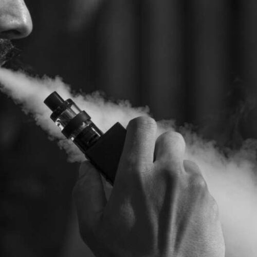 DNA damage levels similar in vapers and smokers, study finds