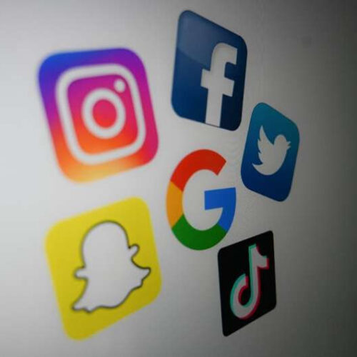 US top health official sounds alarm on child social media use