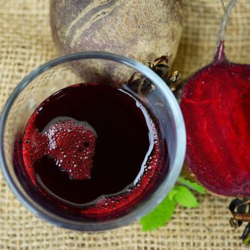 Clinical trial: Daily beetroot juice reduces rate of repeat procedures, heart attacks in angina patients with stents