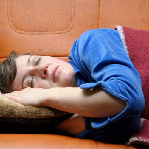 Regular daytime naps linked to bigger, healthier brains